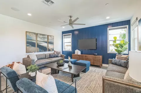 Living - 701 Castle St, Oakley, CA 94561 photo 6 of 6