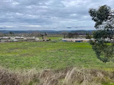 1 Ford Rd, Ukiah, CA 95482 photo 2