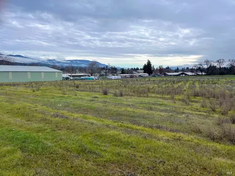 1 Ford Rd, Ukiah, CA 95482 photo 6