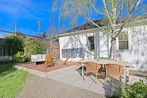 Exterior - 229-231 Bodega Ave, Petaluma, CA 94952 photo 8 of 10