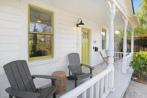 Exterior - 229-231 Bodega Ave, Petaluma, CA 94952 photo 2 of 10