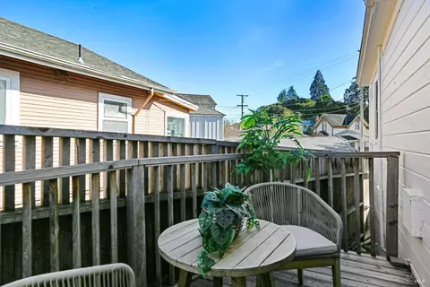 Exterior - 229-231 Bodega Ave, Petaluma, CA 94952 photo 3 of 10