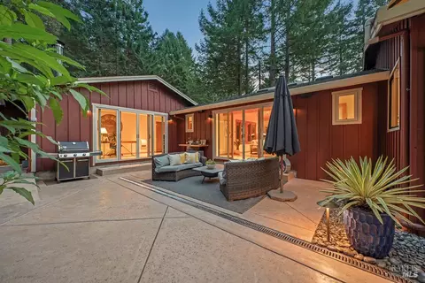 Exterior - 17600 Willow Creek Rd, Occidental, CA 95465 photo 39 of 44