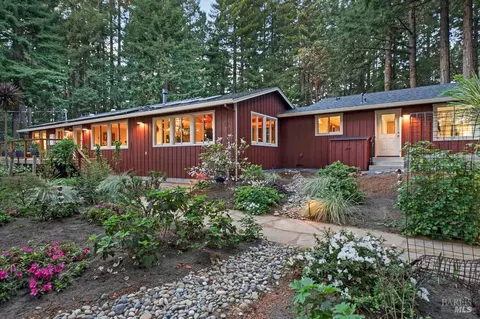 17600 Willow Creek Rd, Occidental, CA 95465