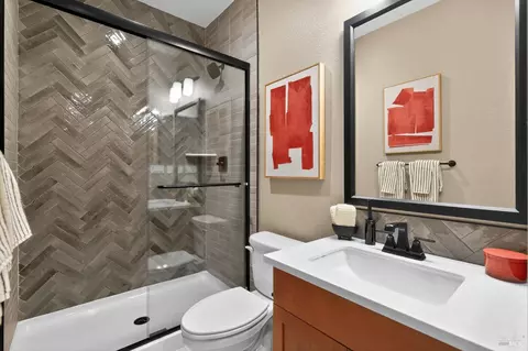 Bath - 627 Beyers St, Oakley, CA 94561 photo 2 of 3
