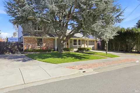 6 Gothic Dr, Novato, CA 94947