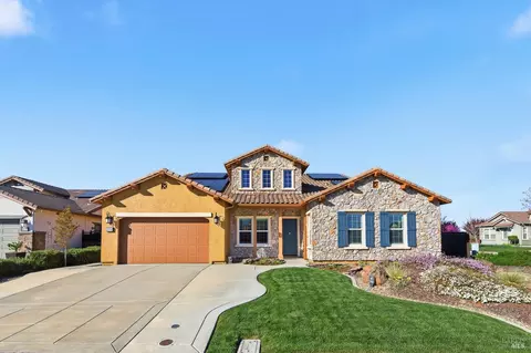 2000 Linden Ct, Vacaville, CA 95688