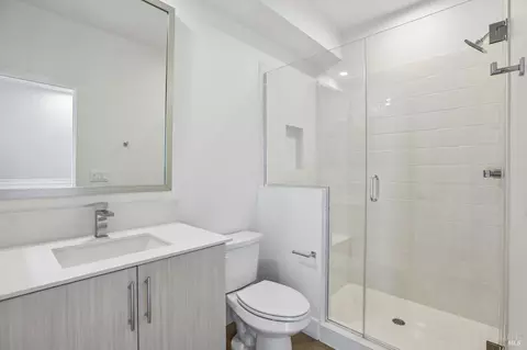 Bath - 1761 Capulet Dr, Milpitas, CA 95035 photo 3 of 3