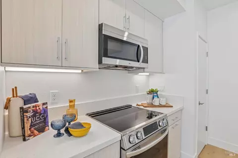 Kitchen - 1761 Capulet Dr, Milpitas, CA 95035 photo 5 of 5