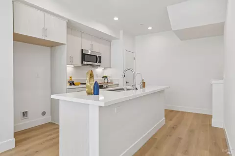 Kitchen - 1761 Capulet Dr, Milpitas, CA 95035 photo 2 of 5