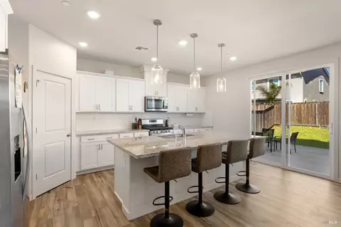 Kitchen - 2874 Shaver St, Fairfield, CA 94533 photo 4 of 4