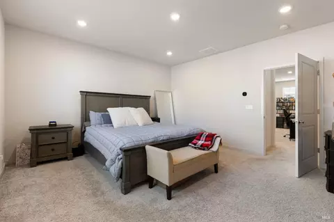 Bedroom - 2874 Shaver St, Fairfield, CA 94533 photo 4 of 8