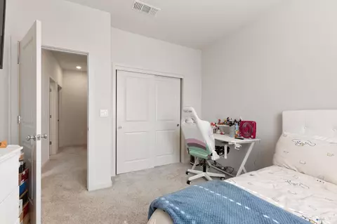 Bedroom - 2874 Shaver St, Fairfield, CA 94533 photo 8 of 8