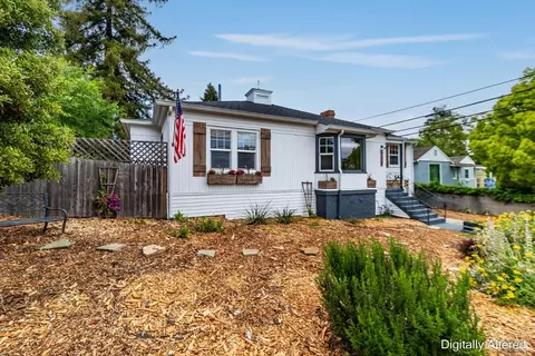 Exterior - 122 Fleming Ave, Vallejo, CA 94590 photo 14 of 45