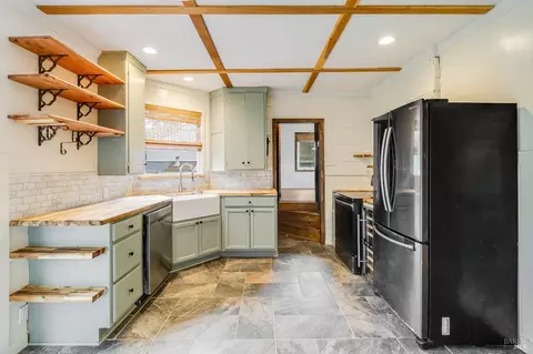 Kitchen - 122 Fleming Ave, Vallejo, CA 94590 photo 1 of 7