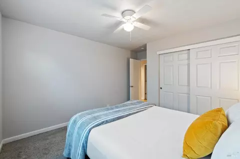 Bedroom - 244 Woodhill Dr, Redding, CA 96003 photo 6 of 13