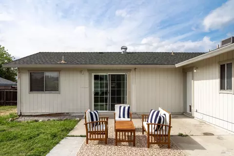 Exterior - 244 Woodhill Dr, Redding, CA 96003 photo 4 of 13