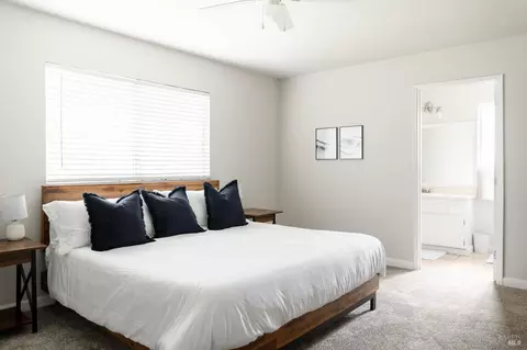 Bedroom - 244 Woodhill Dr, Redding, CA 96003 photo 12 of 13
