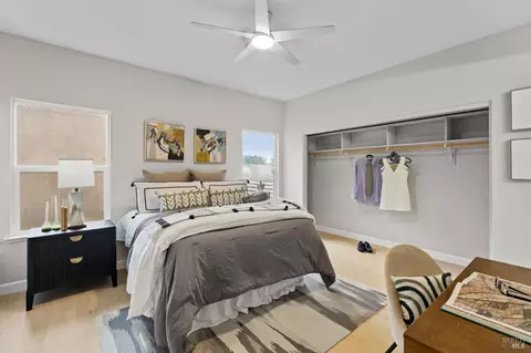 Bedroom - 2042 Rummel Ct, Vacaville, CA 95688 photo 3 of 6