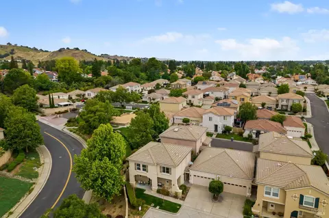 View/Area - 2042 Rummel Ct, Vacaville, CA 95688 photo 4 of 4