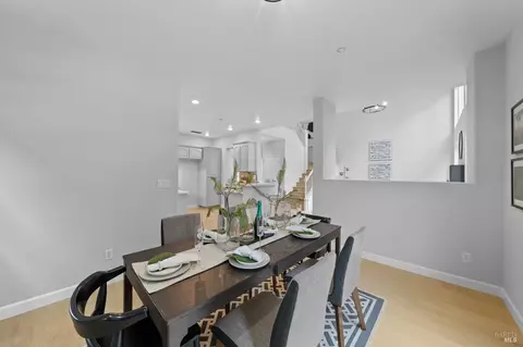Dining - 2042 Rummel Ct, Vacaville, CA 95688 photo 1 of 2