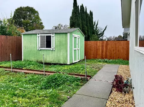 Exterior - 3739 Parrett Ave, Napa, CA 94558 photo 7 of 8