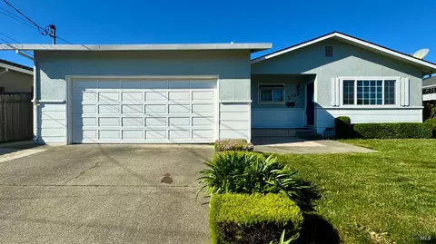 3739 Parrett Ave, Napa, CA 94558