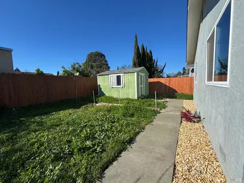 Exterior - 3739 Parrett Ave, Napa, CA 94558 photo 3 of 8