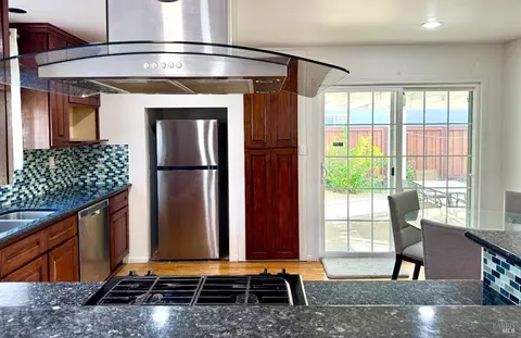 Kitchen - 3739 Parrett Ave, Napa, CA 94558 photo 4 of 4