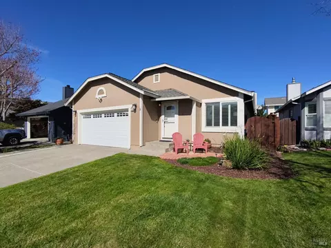 1388 Miramonte Pl, Rohnert Park, CA 94928