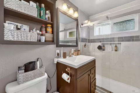 Bath - 127 Jackson Way, Vallejo, CA 94591 photo 1 of 2