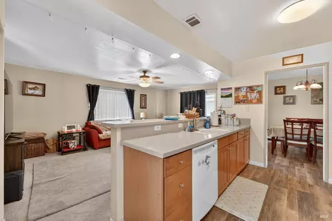 Kitchen - 127 Jackson Way, Vallejo, CA 94591 photo 1 of 1