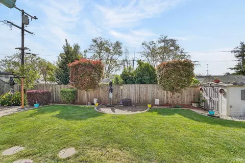 Exterior - 127 Jackson Way, Vallejo, CA 94591 photo 7 of 7