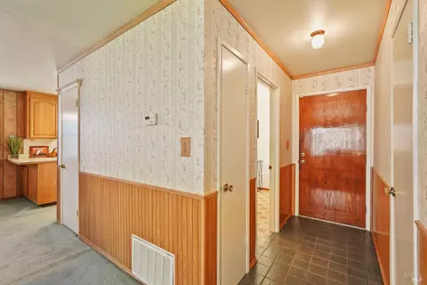 Entry Way - 724 E Atlantic Ave, Fairfield, CA 94533 photo 2 of 2