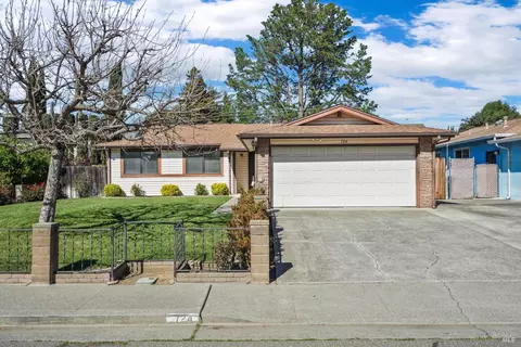 724 E Atlantic Ave, Fairfield, CA 94533