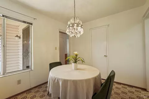 Dining - 724 E Atlantic Ave, Fairfield, CA 94533 photo 2 of 2