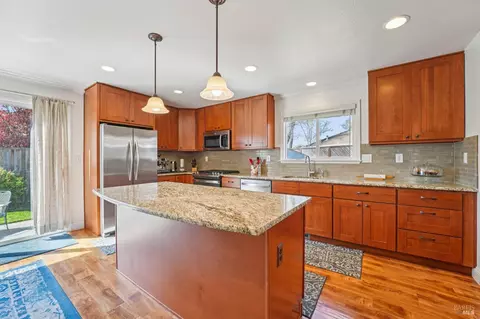 719 Hackberry Ct, Windsor, CA 95492 photo 10