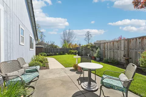 719 Hackberry Ct, Windsor, CA 95492 photo 24