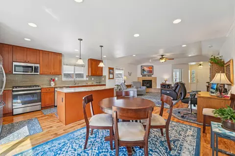 719 Hackberry Ct, Windsor, CA 95492 photo 8