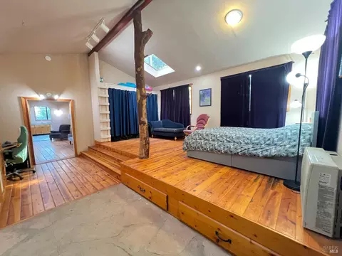Bedroom - 4000 Ridgewood Rd, Willits, CA 95490 photo 2 of 6