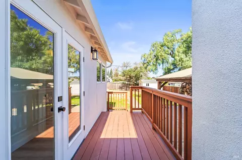Exterior - 208 Del Mar Ave, Vallejo, CA 94589 photo 2 of 6