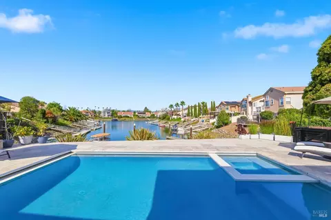 100 S Newport Dr, Napa, CA 94559
