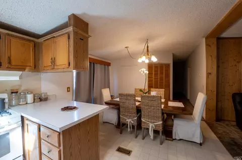 Dining - 6750 Highway 20, Ukiah, CA 95482 photo 1 of 1