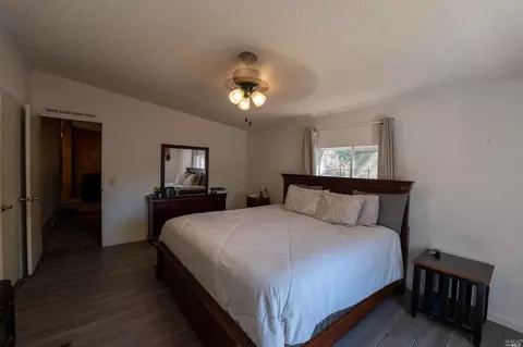 Bedroom - 6750 Highway 20, Ukiah, CA 95482 photo 5 of 6