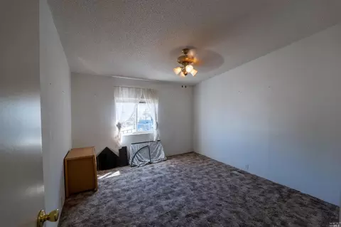 Bedroom - 6750 Highway 20, Ukiah, CA 95482 photo 1 of 6