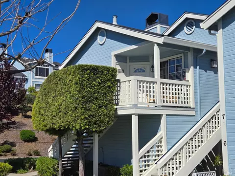 Exterior - 511 Timbercove St #8, Vallejo, CA 94591 photo 2 of 9