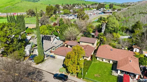 3005 Marigold Dr, Fairfield, CA 94533 photo 2