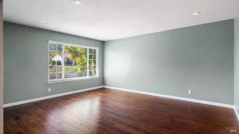 114 Newcastle Dr, Vallejo, CA 94591 photo 5