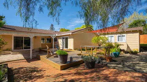 114 Newcastle Dr, Vallejo, CA 94591 photo 12