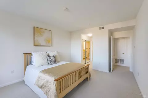 Bedroom - 400 Deer Valley Rd #3D, San Rafael, CA 94903 photo 1 of 1